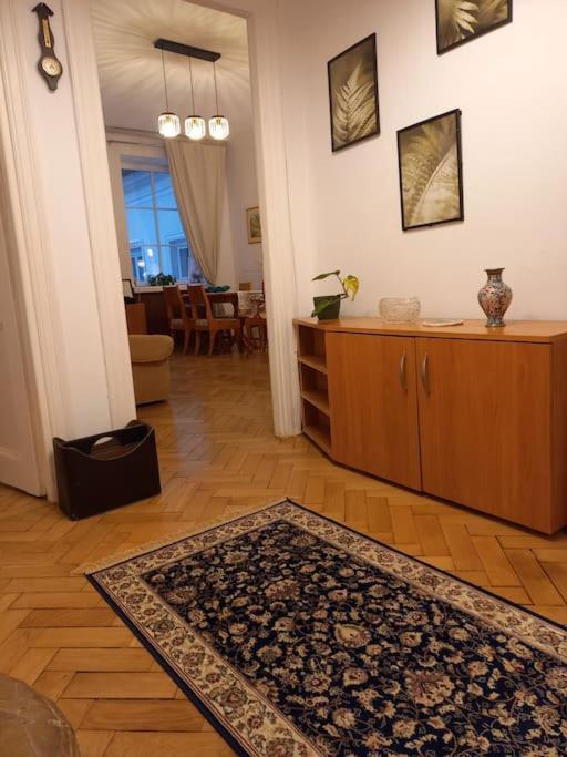 Apartamenty - Mi Stare Miasto Varsó Kültér fotó