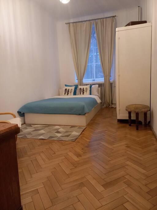 Apartamenty - Mi Stare Miasto Varsó Kültér fotó