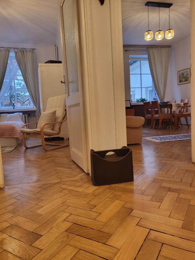 Apartamenty - Mi Stare Miasto Varsó Kültér fotó
