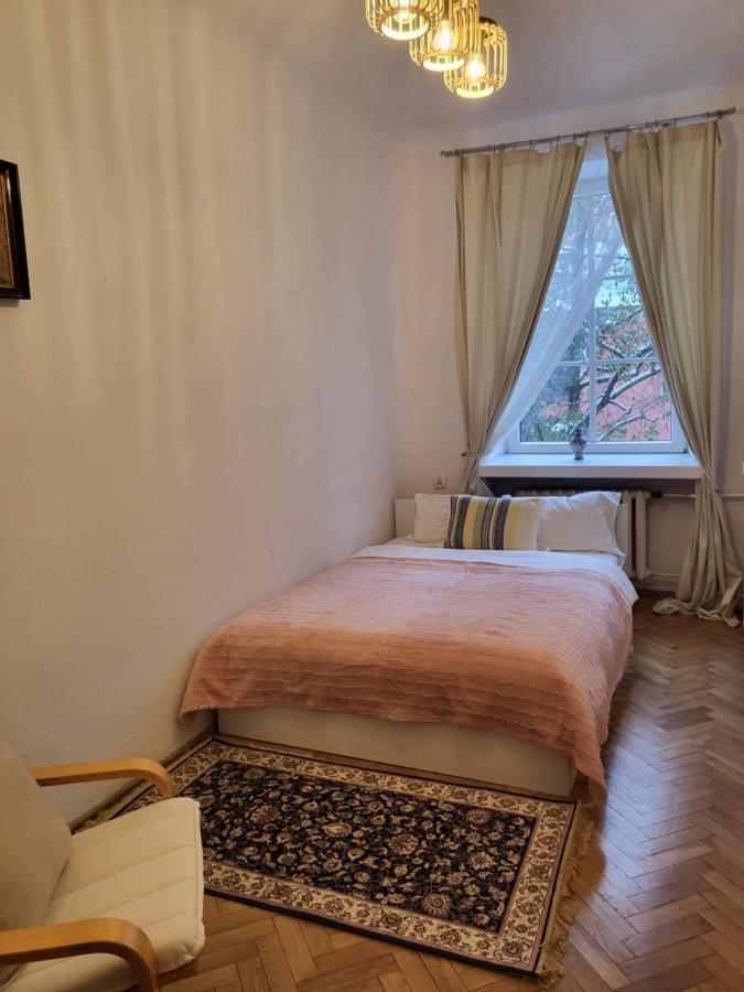 Apartamenty - Mi Stare Miasto Varsó Kültér fotó